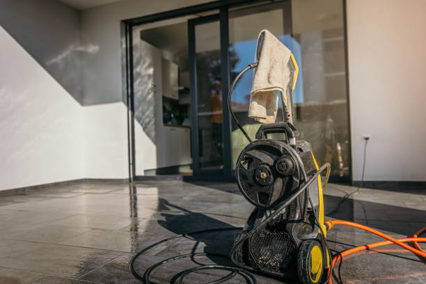 Best Rust Removal  in Hughson, CA
